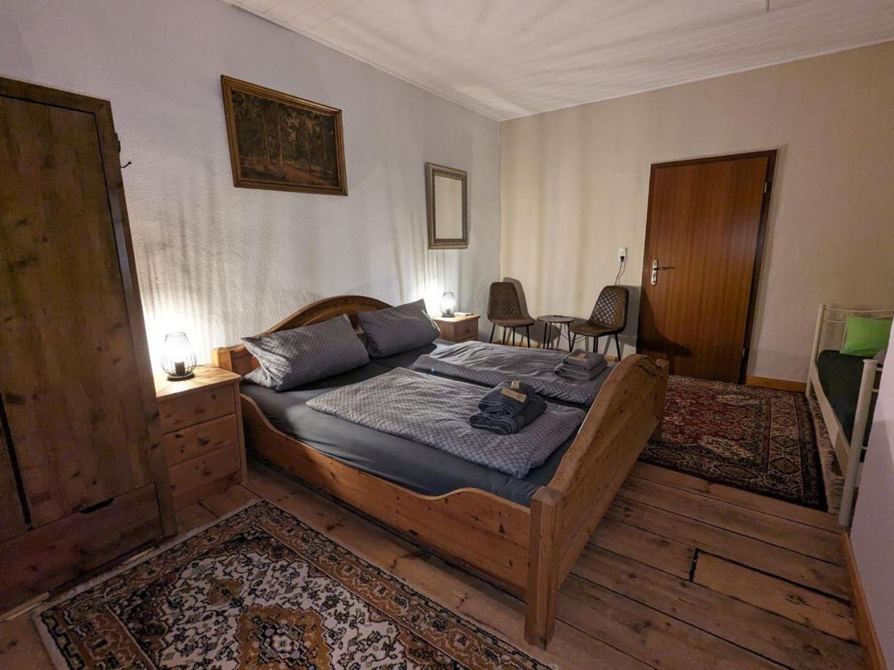 Gasthaus "Zum Goldenen Ross" Uhlstädt Εξωτερικό φωτογραφία